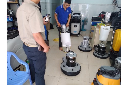 Cho Thuê Máy Chà Sàn Công Nghiệp Tại Quận 7 TP. Hồ Chí Minh