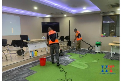 Dịch Vụ Vệ Sinh Thảm Văn Phòng Tại Quận 2 TP. Hồ Chí Minh